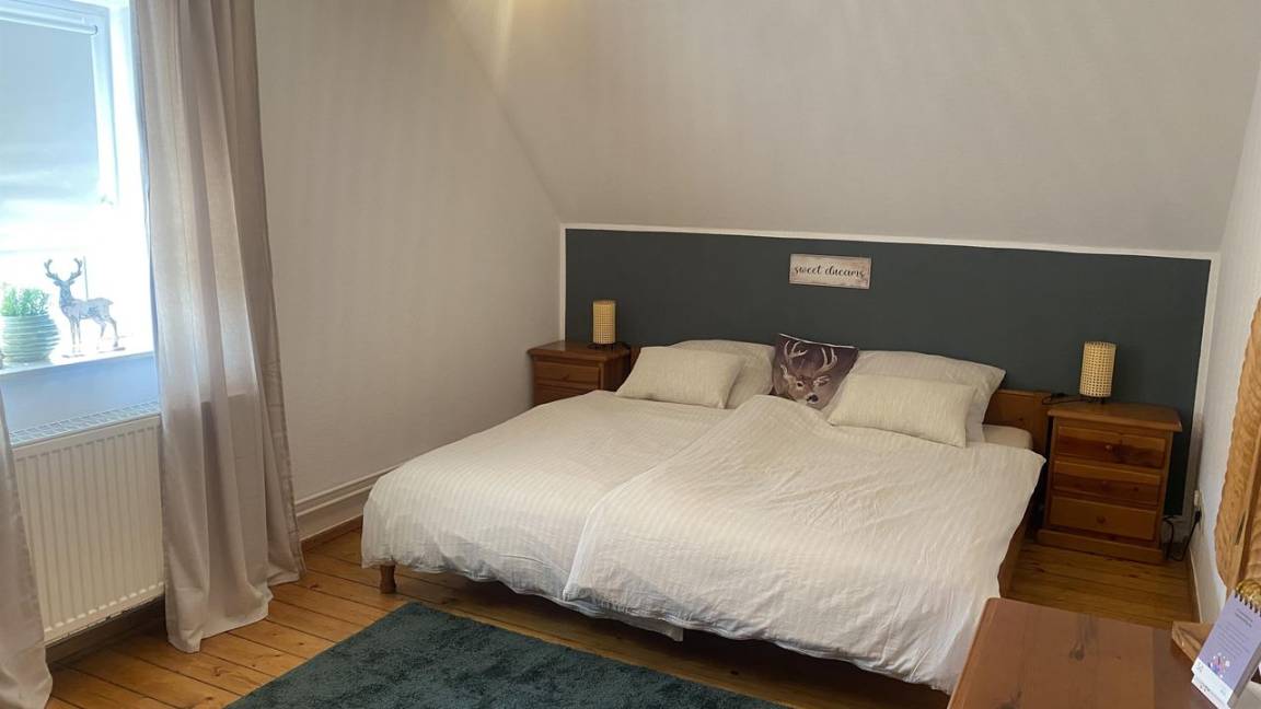 80 M² Ferienwohnung ∙ 2 Schlafzimmer ∙ 4 Gäste - Bad Sobernheim