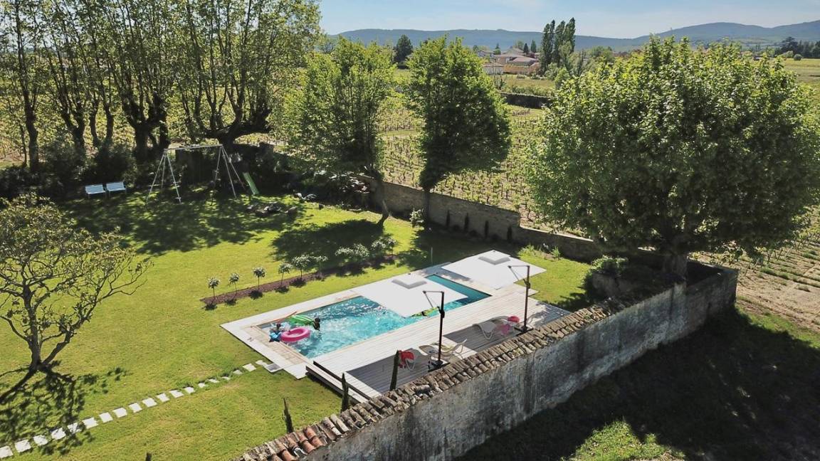 760 m² Landhaus ∙ 10 Schlafzimmer ∙ 26 Gäste – Bild 2