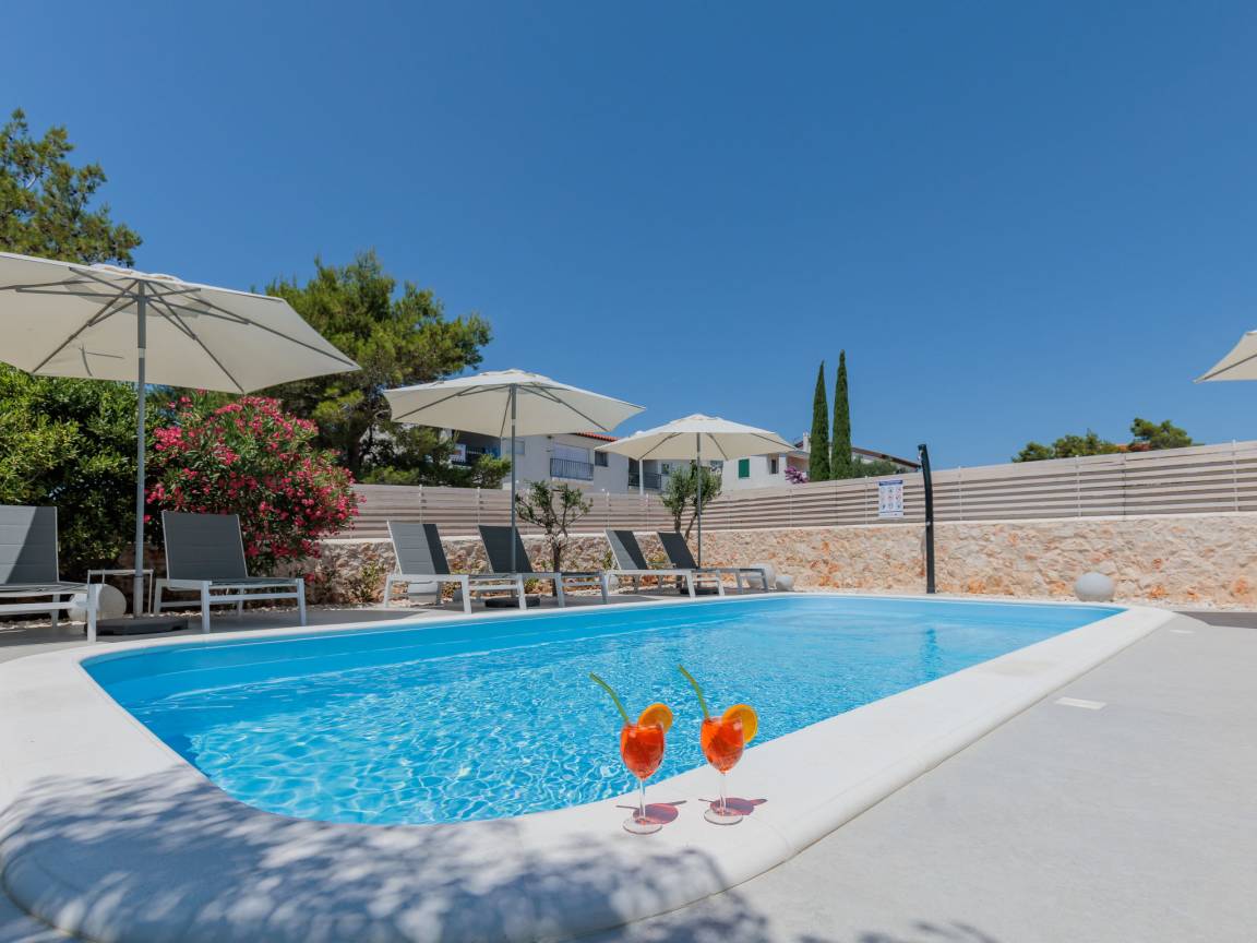37 M² Apartment ∙ 1 Bedroom ∙ 3 Guests - Vir
