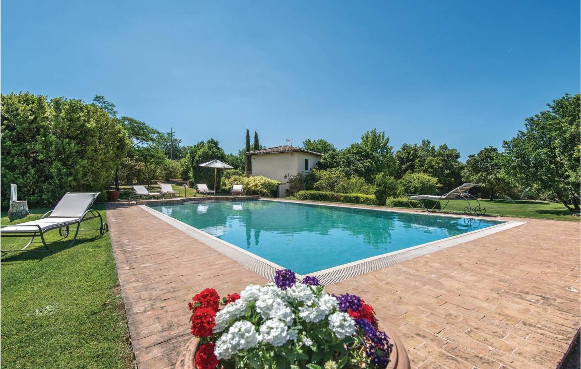 200 M² House ∙ 4 Bedrooms ∙ 8 Guests - Viterbo