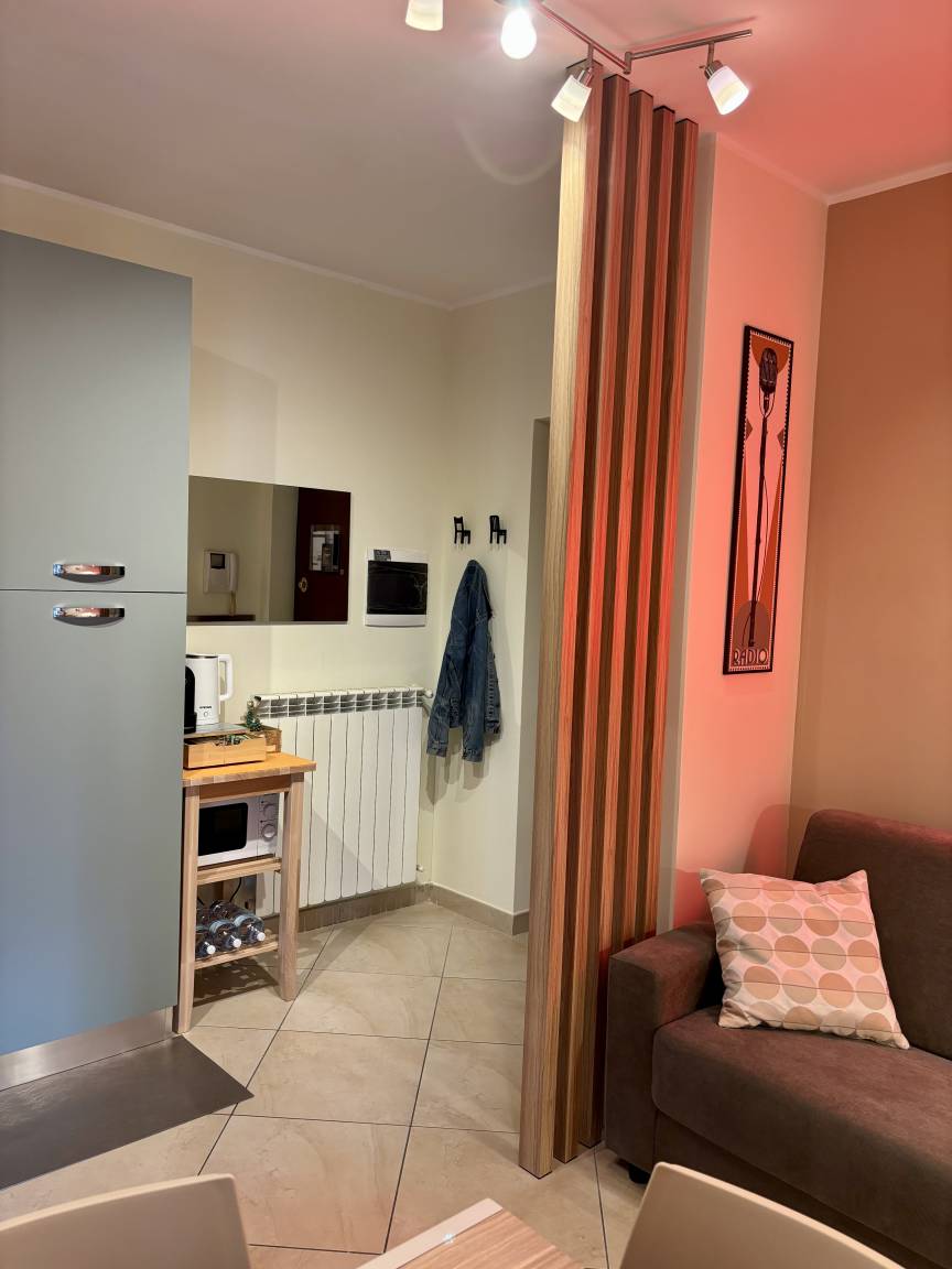 Mazzini 28, elegante appartamento all’uscita A1 Caserta Nord con parcheggio riservato in box, Reggia, concerti, Napoli, costiera, isole, sud Italia