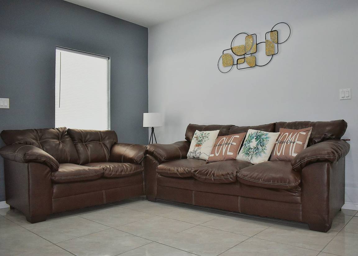 Apartment ∙ 3 Bedrooms ∙ 9 Guests - Texas