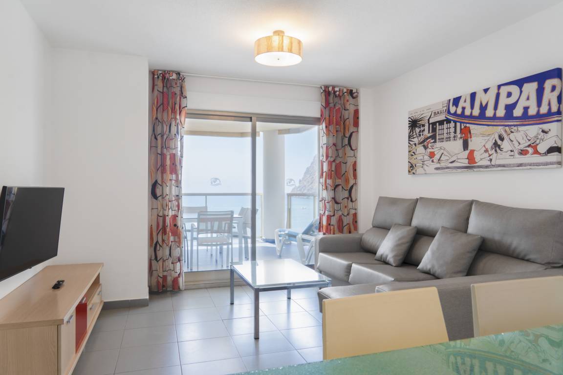 68 M² Apartment ∙ 2 Bedrooms ∙ 5 Guests - Calp