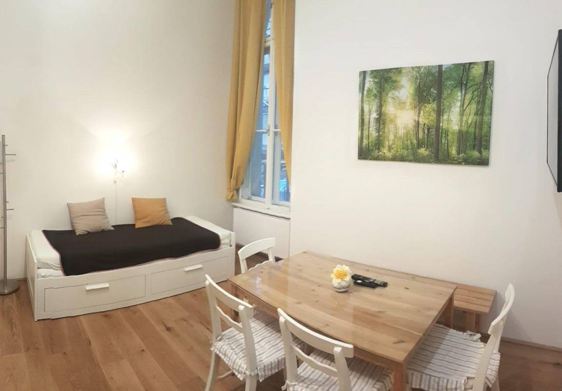 65 M² Ferienwohnung ∙ 2 Schlafzimmer ∙ 7 Gäste - Wien