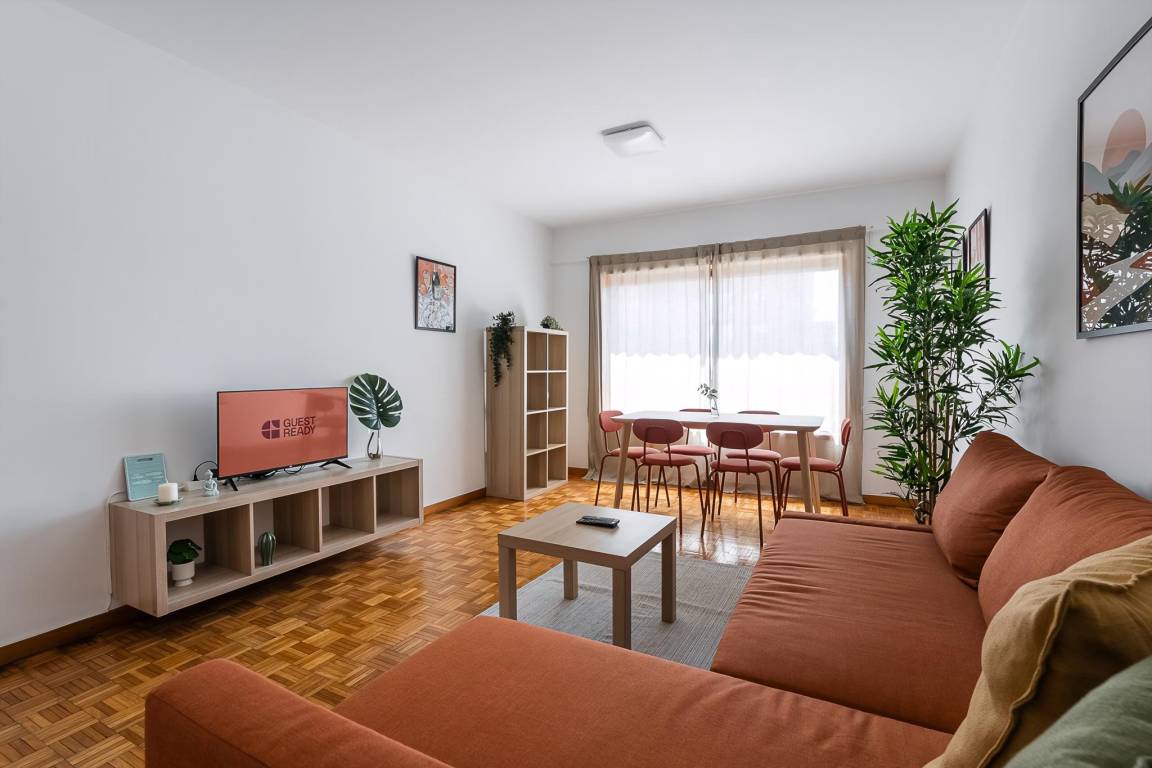 99 M² Apartament ∙ 3 Sypialnie ∙ 6 Gości - Espinho