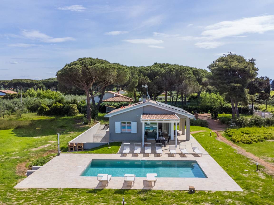120 M² Maison De Vacances ∙ 3 Chambres ∙ 8 Personnes - Cecina