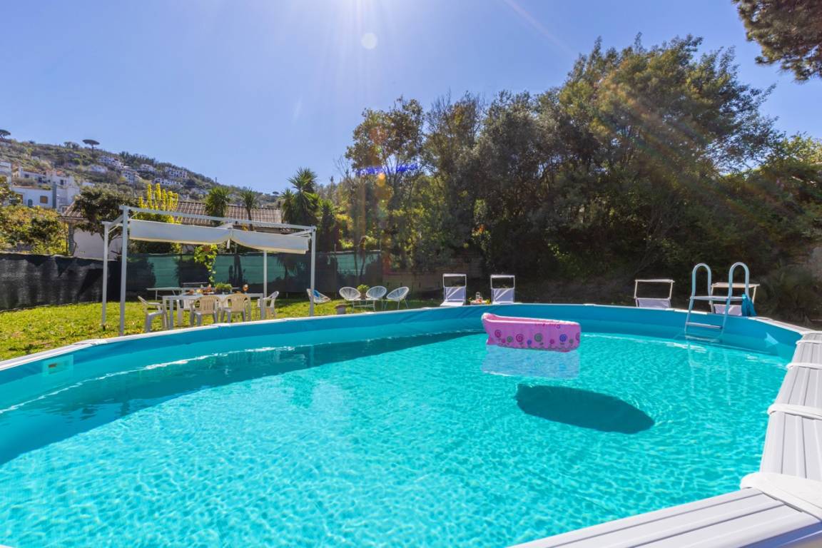 250 M² Villa ∙ 6 Habitaciones ∙ 14 Huéspedes - Sorrento