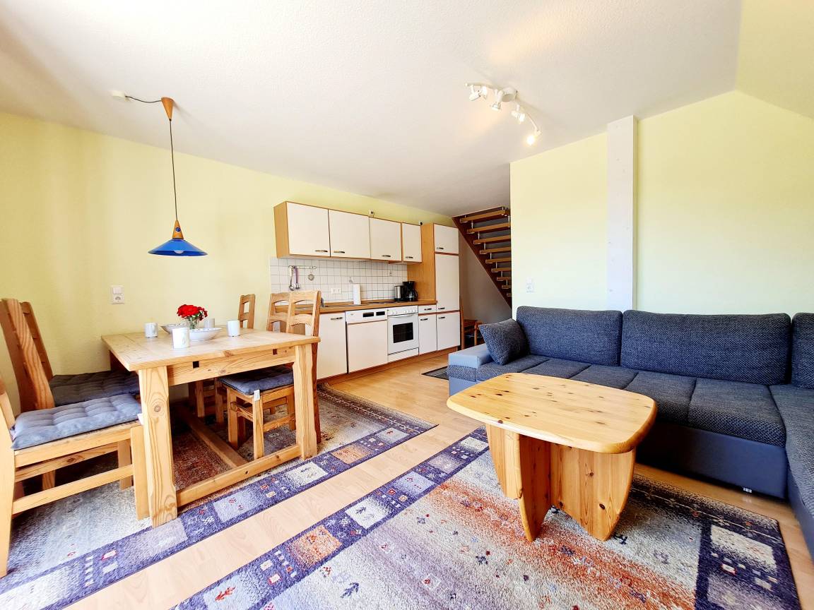 75 M² Ferienwohnung ∙ 2 Schlafzimmer ∙ 5 Gäste - Vollerwiek