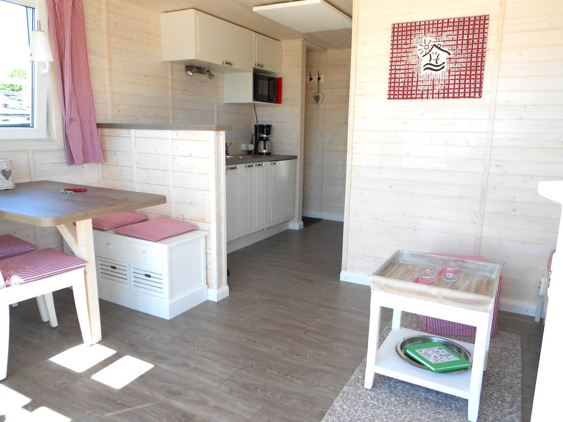 26 m² Hausboot ∙ 1 Schlafzimmer ∙ 2 Gäste – Bild 4