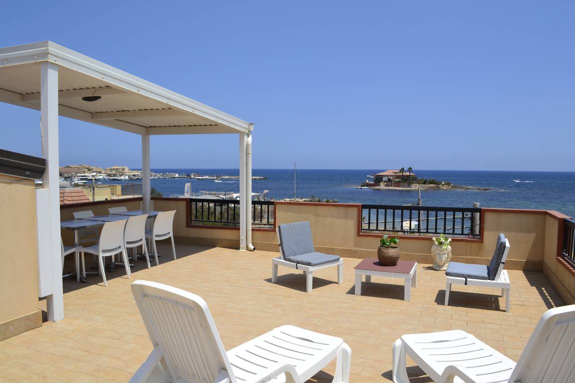 80 M² Apartamento ∙ 2 Habitaciones ∙ 6 Huéspedes - Pachino