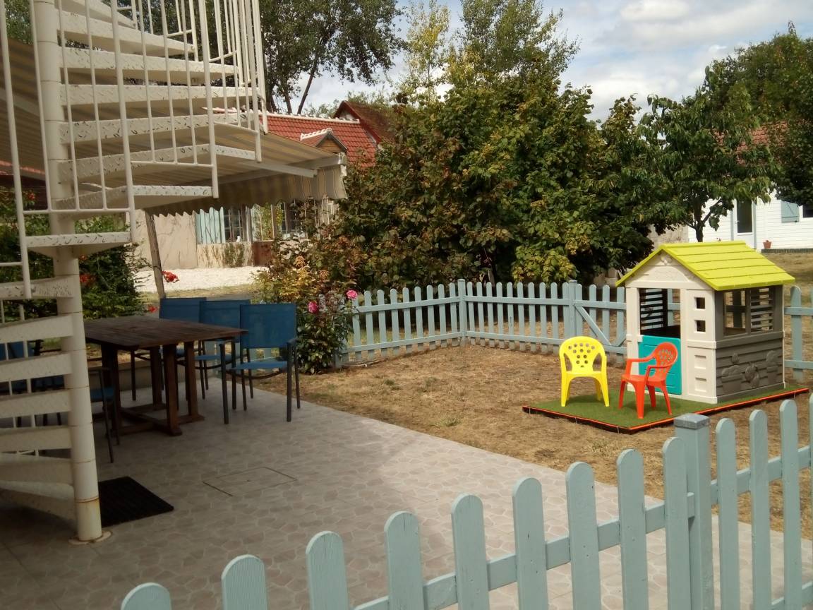 60 M² Cottage ∙ 2 Bedrooms ∙ 6 Guests - Loire Valley