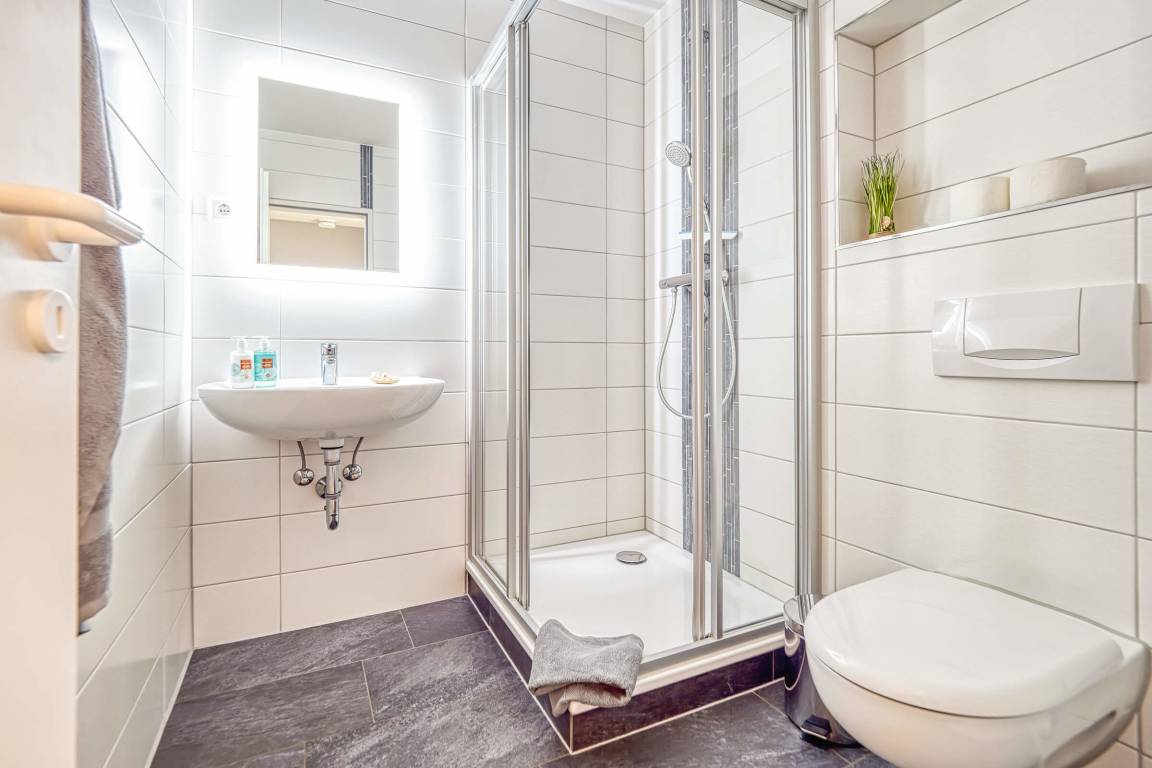 80 m² Ferienwohnung ∙ 2 Schlafzimmer ∙ 4 Gäste – Bild 10