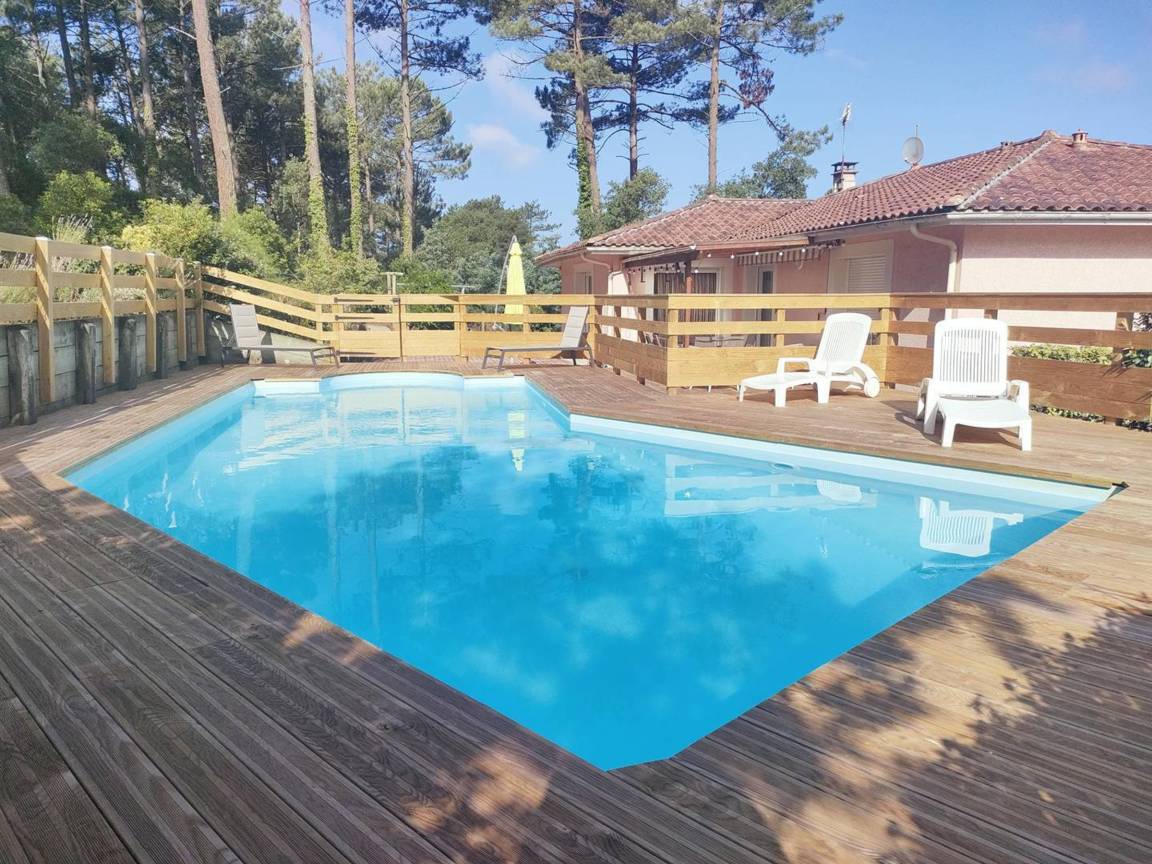 155 M² Villa ∙ 4 Chambres ∙ 8 Personnes - Messanges