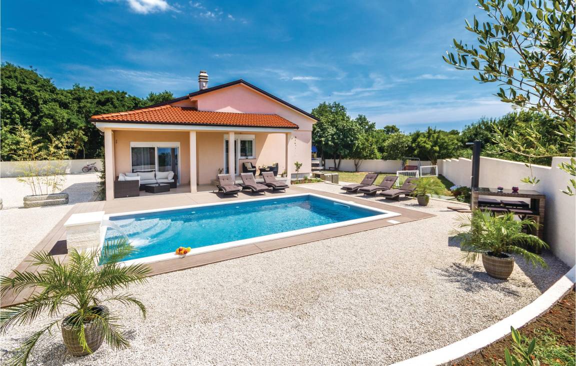 119 M² House ∙ 3 Bedrooms ∙ 6 Guests - Medulin