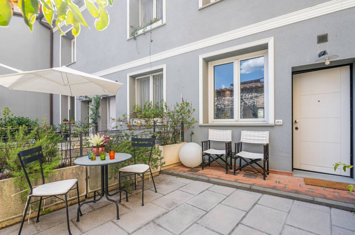 65 M² Apartment ∙ 2 Bedrooms ∙ 6 Guests - Florence