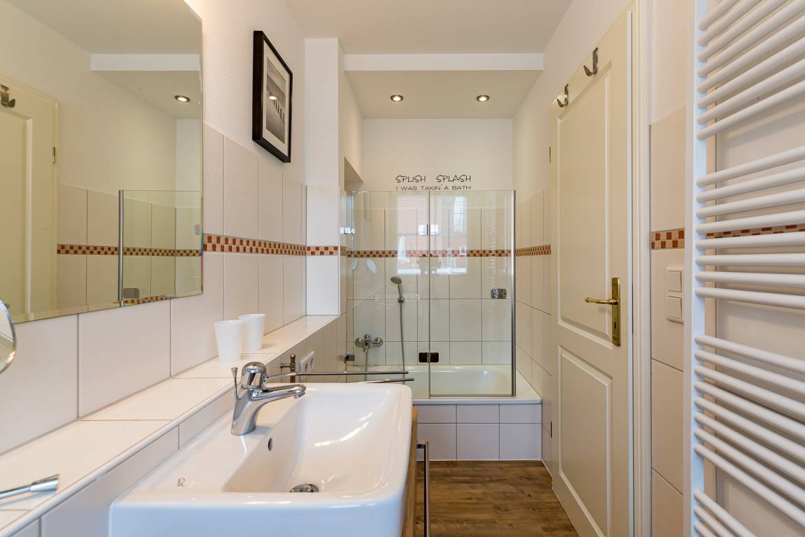 109 m² Ferienwohnung ∙ 2 Schlafzimmer ∙ 4 Gäste – Bild 14