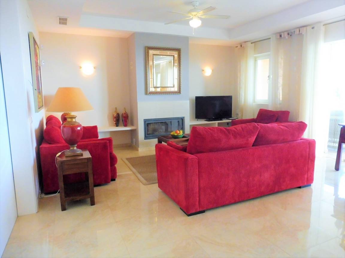 370 m² Ferienhaus ∙ 4 Schlafzimmer ∙ 9 Gäste – Bild 18