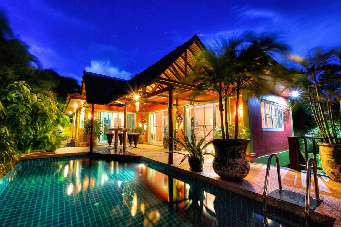 400 M² Apartment ∙ 2 Bedrooms ∙ 4 Guests - Phuket