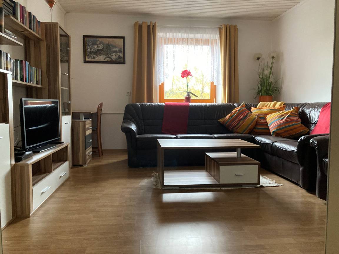 Ferienwohnung ∙ 3 Schlafzimmer ∙ 8 Gäste - Zwettl