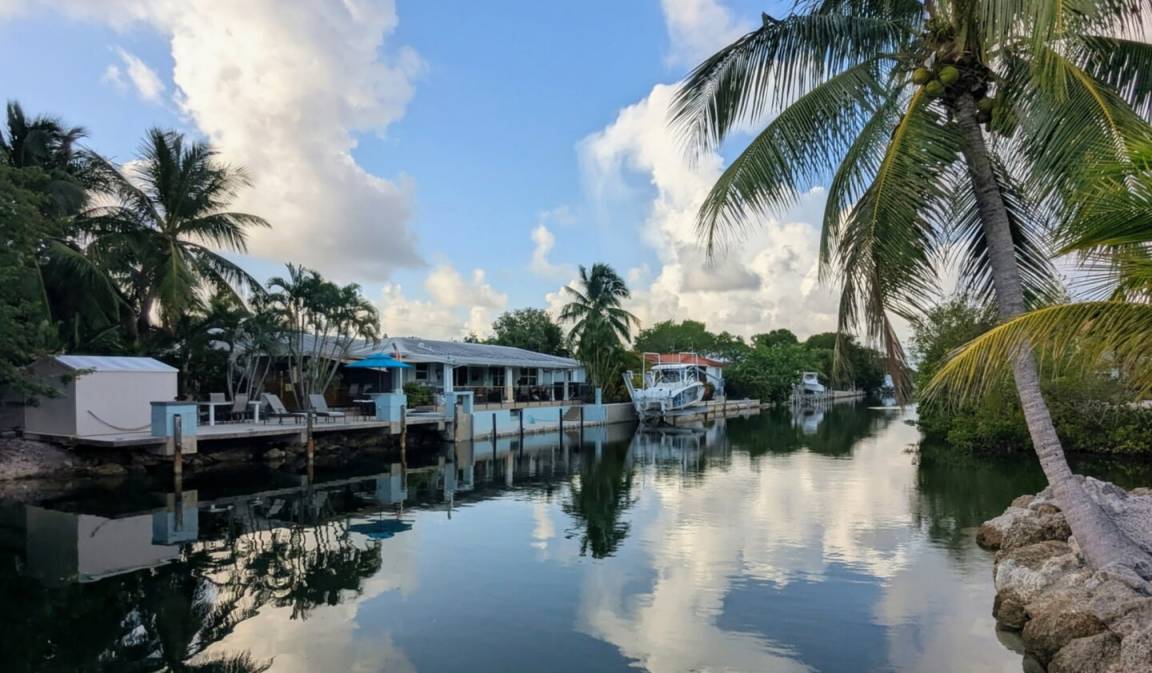325 M² House ∙ 5 Bedrooms ∙ 10 Guests - Florida Keys, FL