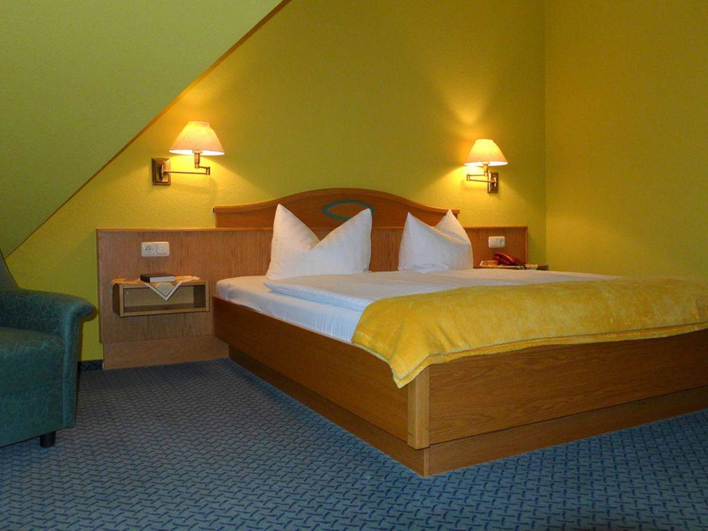 27 M² Hotel ∙ 2 Gäste - Hoyerswerda