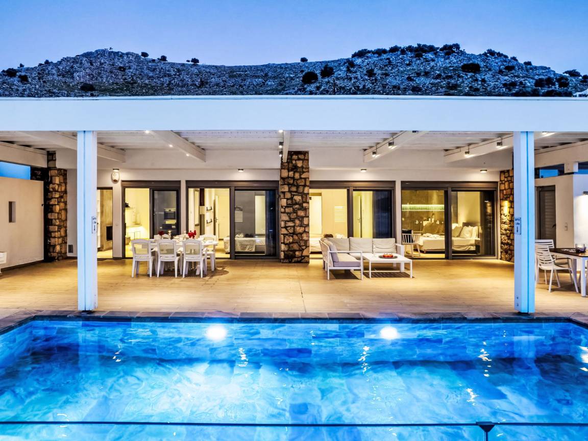 156 M² Ferienhaus ∙ 4 Schlafzimmer ∙ 8 Gäste - Lindos