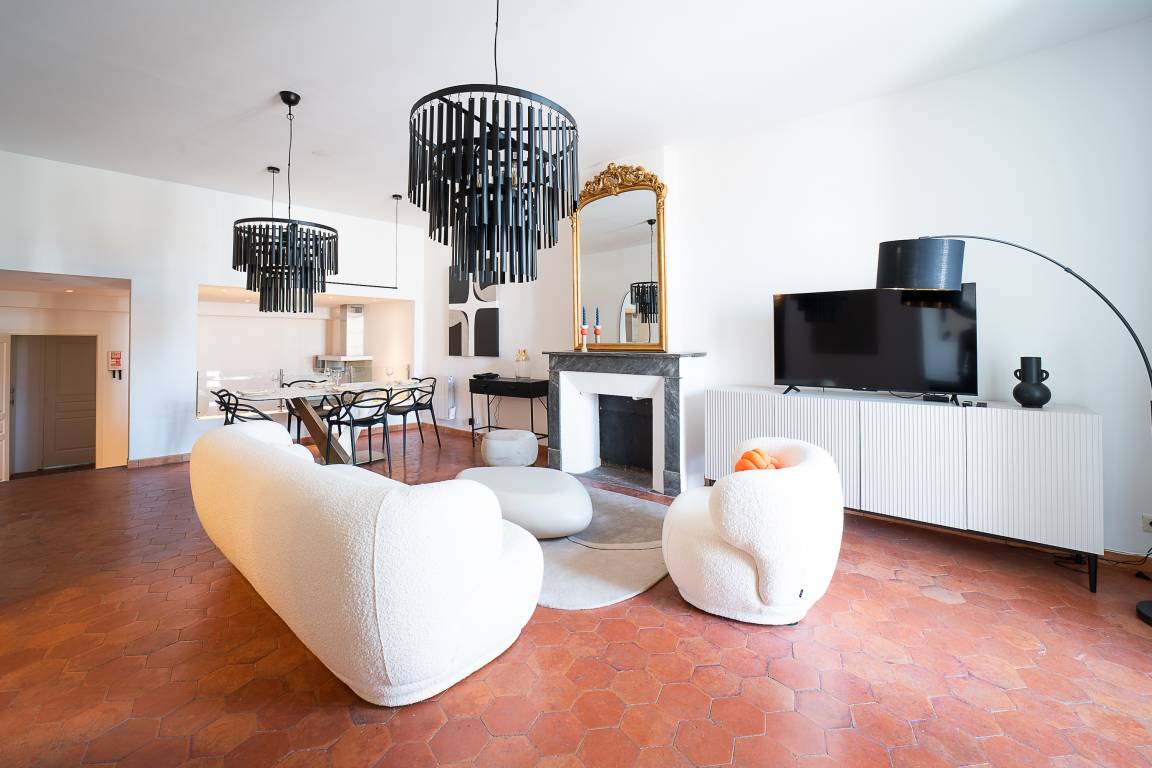 73 M² Appartement ∙ 2 Chambres ∙ 4 Personnes - ibis Styles Perpignan Centre Gare