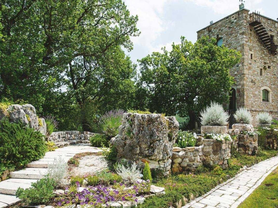 300 M² Maison De Vacances ∙ 4 Chambres ∙ 9 Personnes - Sarnano