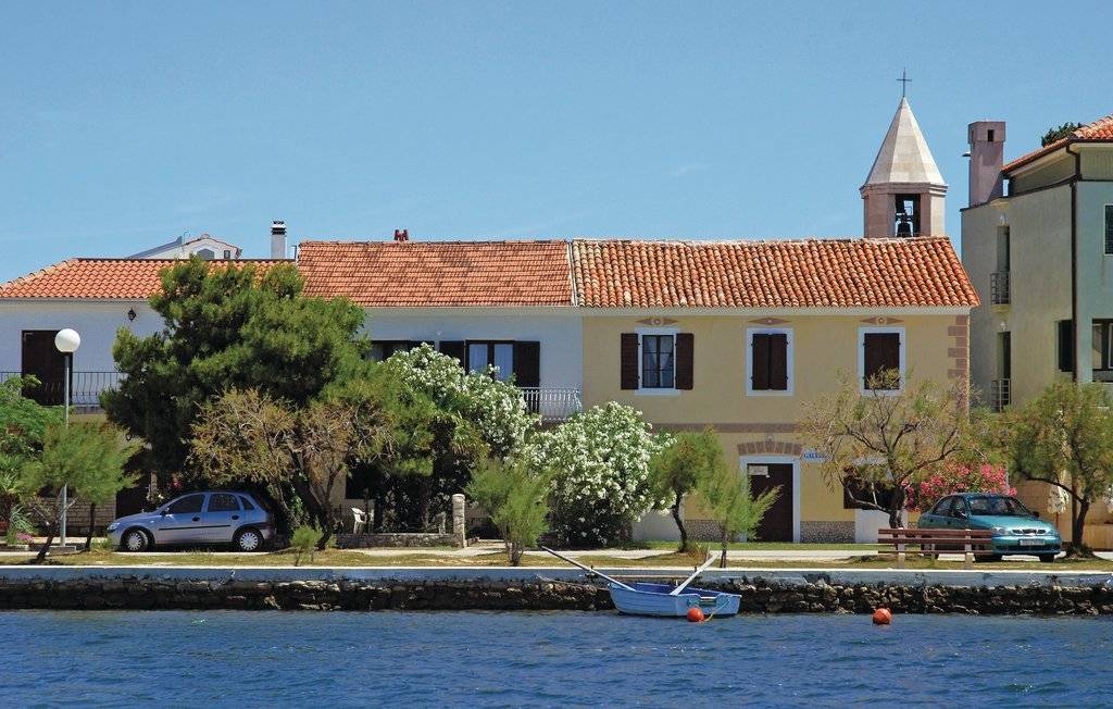 80 M² Huis ∙ 3 Slaapkamers ∙ 5 Gasten - Sukošan