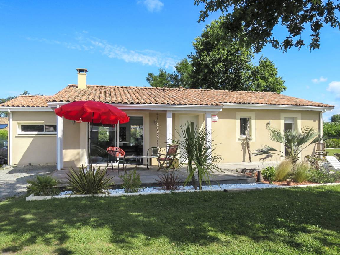 100 M² Maison De Vacances ∙ 3 Chambres ∙ 6 Personnes - Carcans