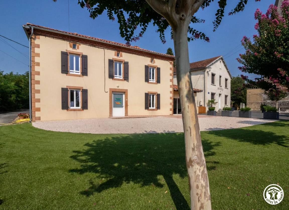 129 m&sup2; G&icirc;te 3 Schlafzimmer 8 G&auml;ste