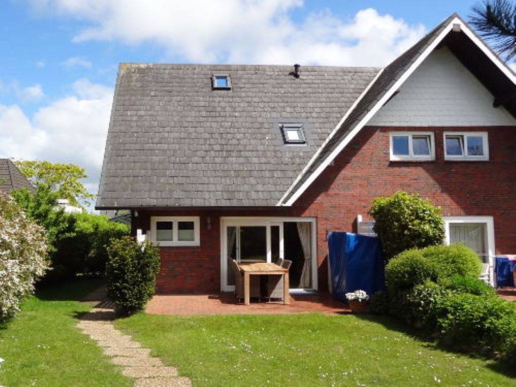 75 M² Ferienhaus ∙ 2 Schlafzimmer ∙ 4 Gäste - Keitum
