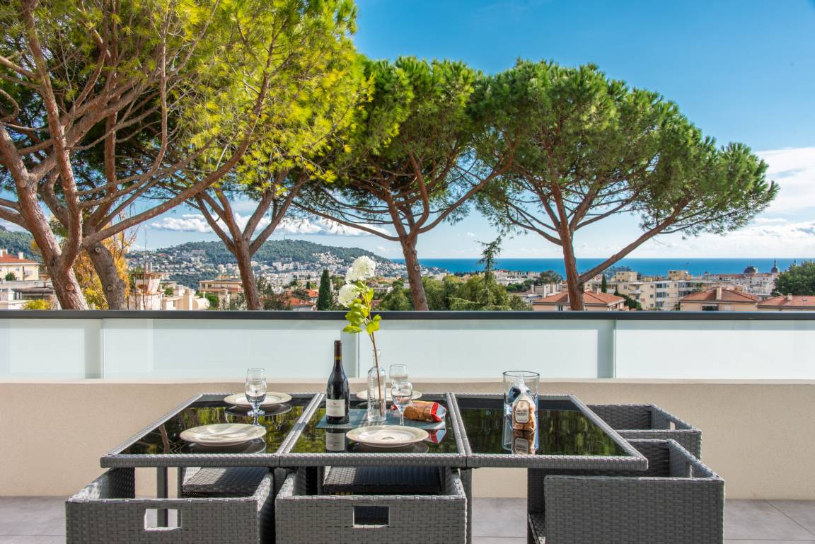 70 M² Apartamento ∙ 2 Quartos ∙ 4 Hóspedes - Nice