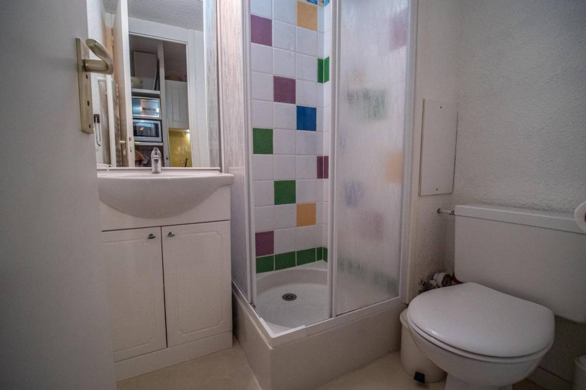 13 m² Studio ∙ 1 Schlafzimmer ∙ 2 Gäste – Bild 4