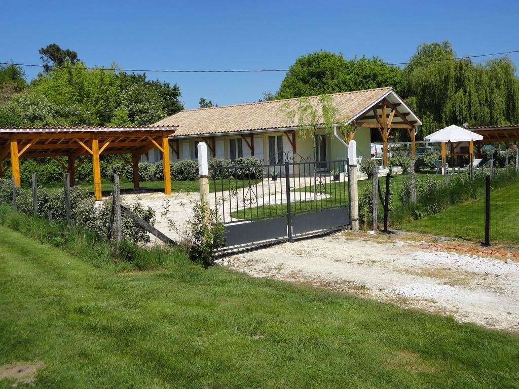 102 m&sup2; G&icirc;te 3 Schlafzimmer 6 G&auml;ste