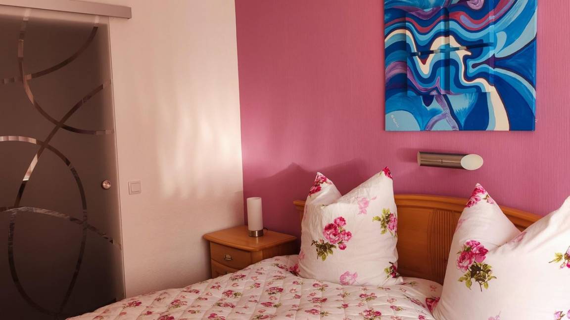 55 M² Ferienwohnung ∙ 1 Schlafzimmer ∙ 3 Gäste - Weiskirchen