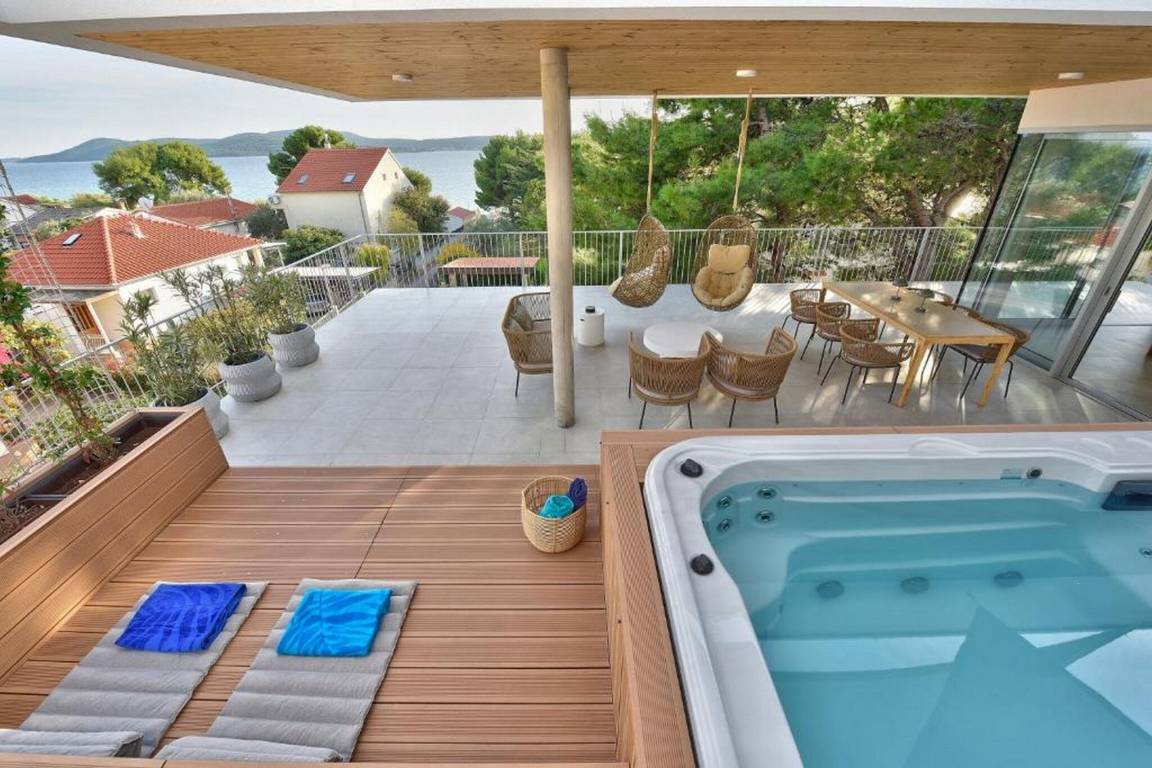 120 M² Apartamento ∙ 3 Habitaciones ∙ 6 Huéspedes - Šibenik