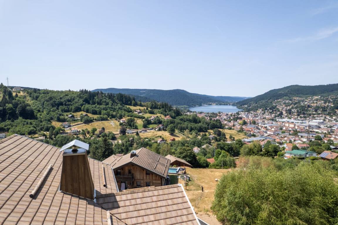 207 M² Chalet ∙ 4 Bedrooms ∙ 10 Guests - Gérardmer