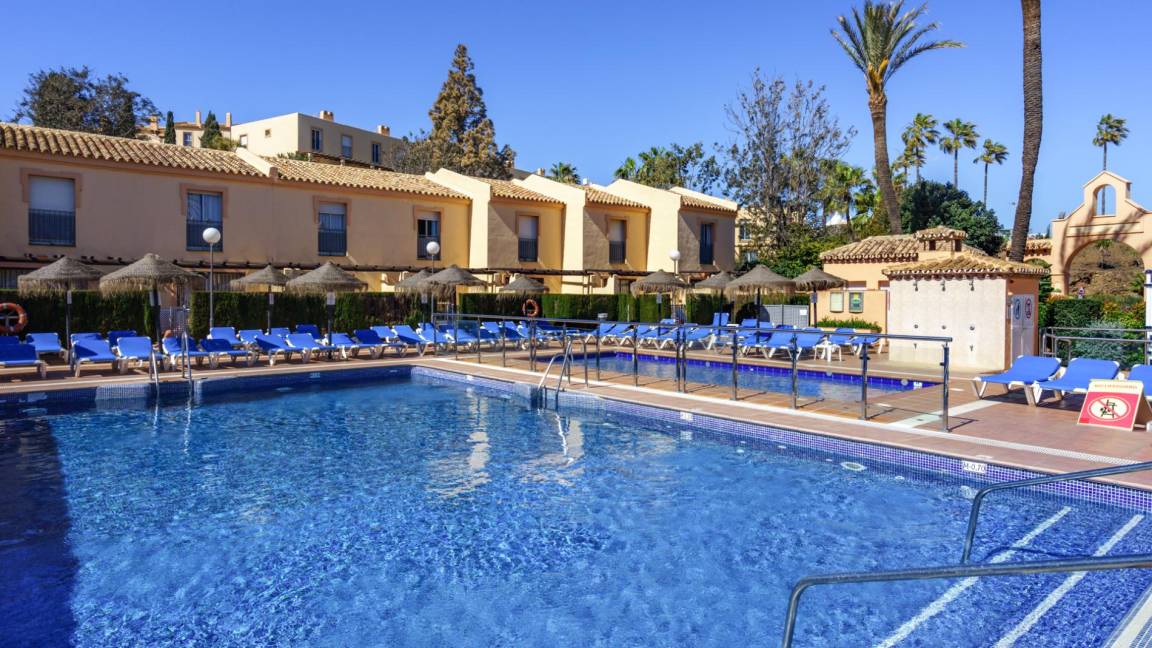 80 M² Apartamento ∙ 2 Habitaciones ∙ 4 Huéspedes - Fuengirola