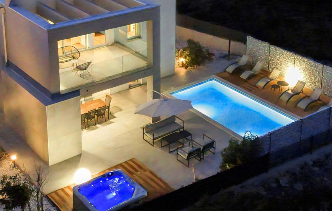 220 M² Ferienhaus ∙ 3 Schlafzimmer ∙ 8 Gäste - Zaton