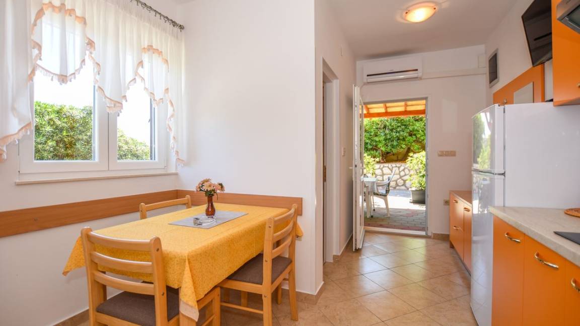 27 M² Apartament ∙ 1 Sypialnia ∙ 3 Gości - Pag