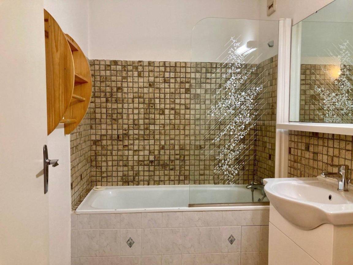 33 m² Studio ∙ 1 Schlafzimmer ∙ 4 Gäste – Bild 9