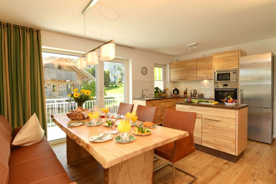 105 M² Ferienwohnung ∙ 2 Schlafzimmer ∙ 4 Gäste - Stiefenhofen