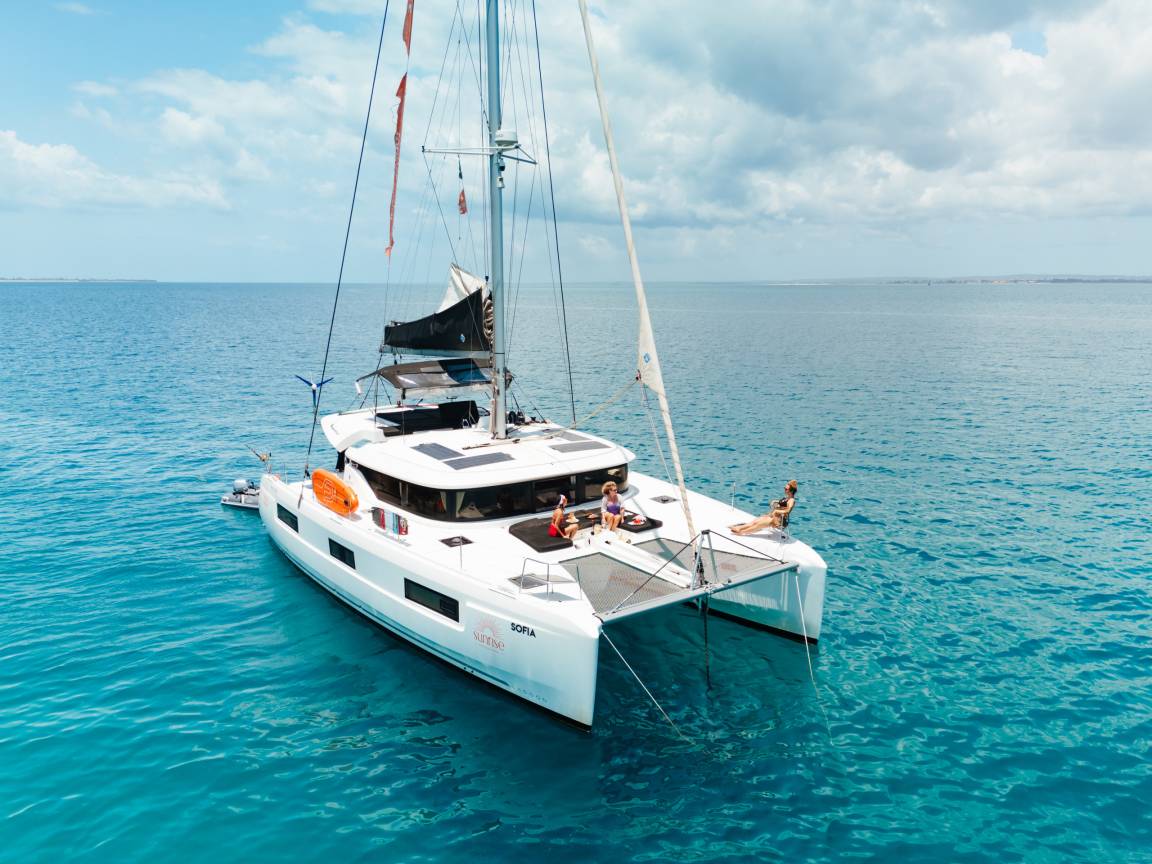 14 M² Hausboot ∙ 3 Schlafzimmer ∙ 6 Gäste - Sansibar