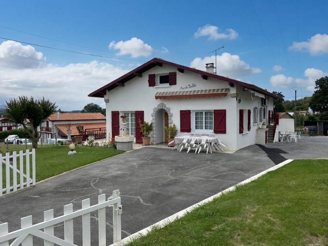 41 m&sup2; G&icirc;te 2 Schlafzimmer 3 G&auml;ste
