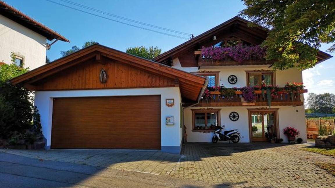 76 M² Ferienwohnung ∙ 2 Schlafzimmer ∙ 4 Gäste - Bad Bayersoien