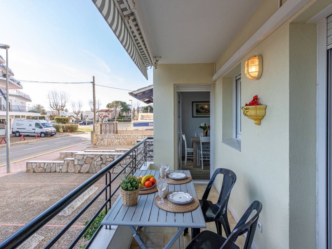 55 M² Ferienwohnung ∙ 2 Schlafzimmer ∙ 5 Gäste - Empuriabrava
