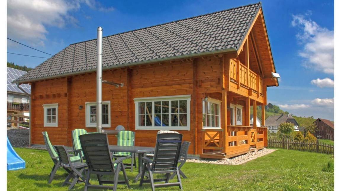 90 M² Ferienhaus ∙ 4 Schlafzimmer ∙ 8 Gäste - Medebach