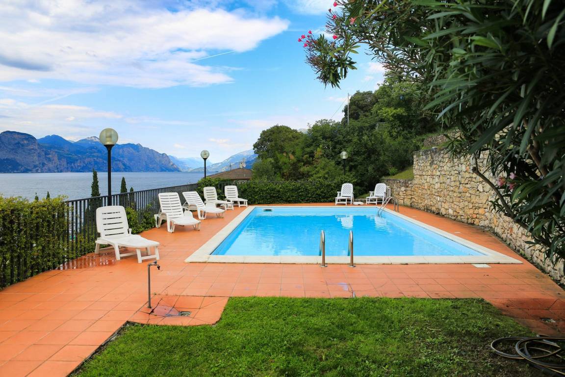 90 M² Appartement ∙ 2 Slaapkamers ∙ 4 Gasten - Malcesine