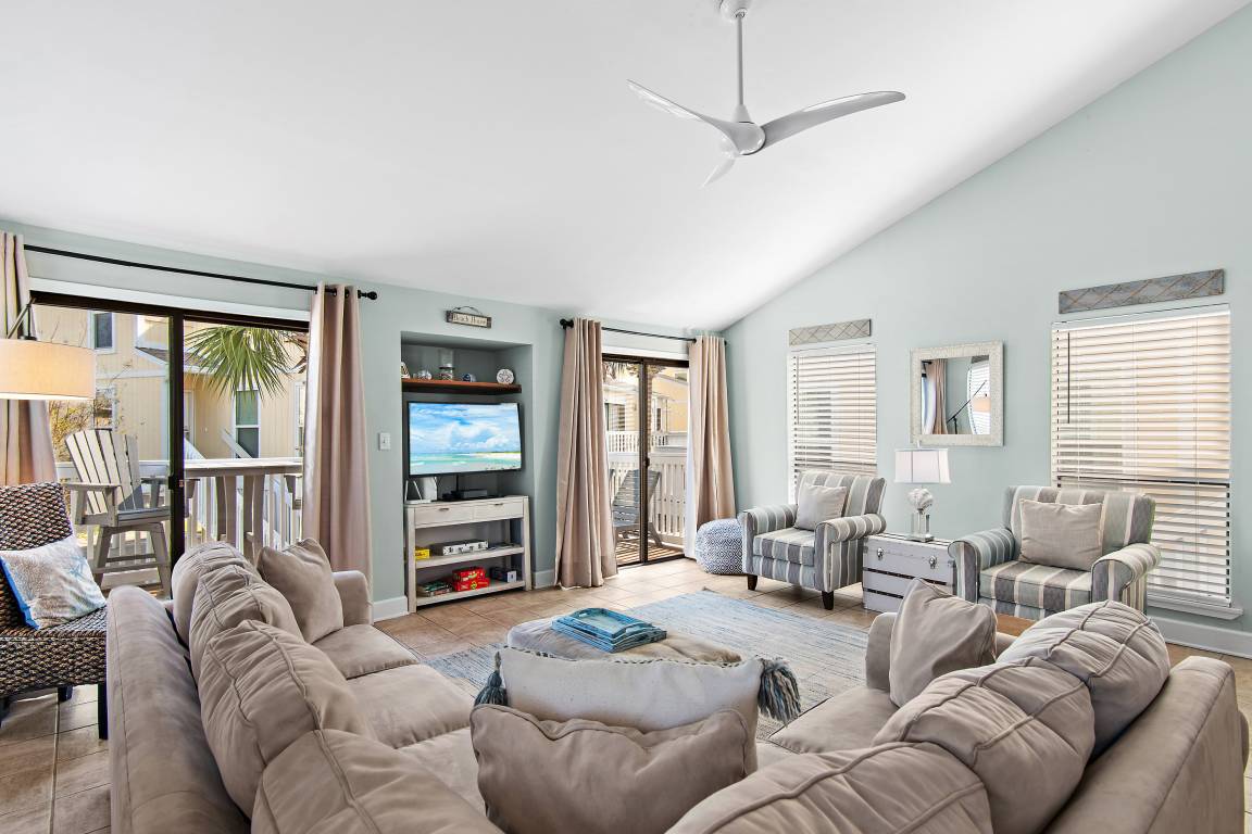 136 M² Condo ∙ 3 Bedrooms ∙ 9 Guests - Destin, FL